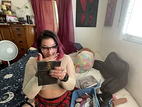 Snapshot of anja_peach chatting on 10-07-25, 07:04 anja peach online show from 10-07-25, 07:04