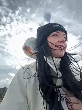 Vanesskaa online show from 03-24-26, 01:33