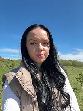 Snapshot of Vanesskaa chatting on 04-24-26, 11:34 Vanesskaa online show from 04-24-26, 11:34