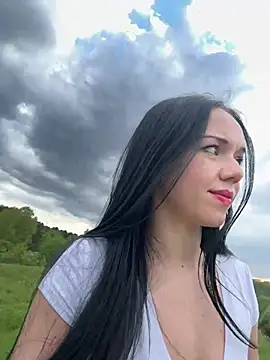 Snapshot of Vanesskaa chatting on 05-01-26, 04:45 Vanesskaa online show from 05-01-26, 04:45