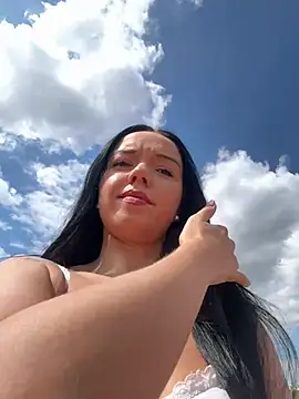 Snapshot of Vanesskaa chatting on 07-20-26, 11:45 Vanesskaa online show from 07-20-26, 11:45