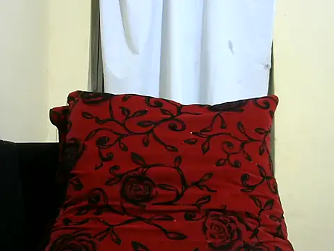 Snapshot of preettys56 chatting on 09-10-25, 07:24 preettys56 online show from 09-10-25, 07:24