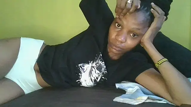 Snapshot of slim_girl02 chatting on 06-27-26, 05:24 slim girl02 online show from 06-27-26, 05:24