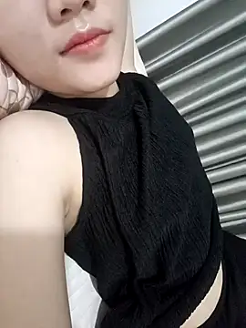  Attractivegirl33 online show from 10-06-25, 05:57