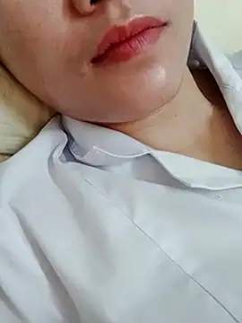  Attractivegirl33 online show from 10-01-25, 04:39