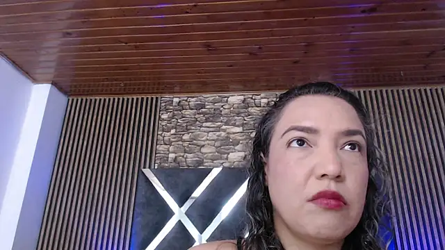 marie hss online show from 11-17-25, 07:51