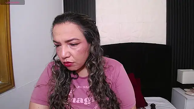 marie hss online show from 11-20-25, 04:29