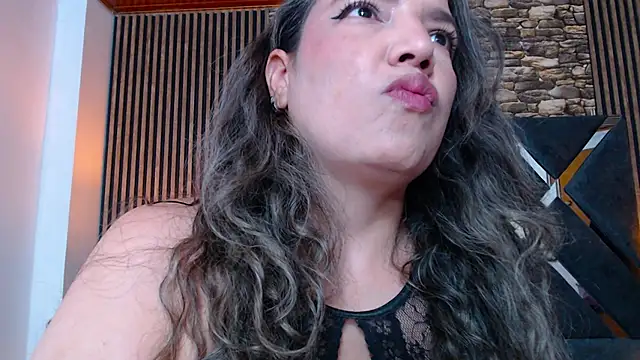 marie hss online show from 09-17-25, 07:38