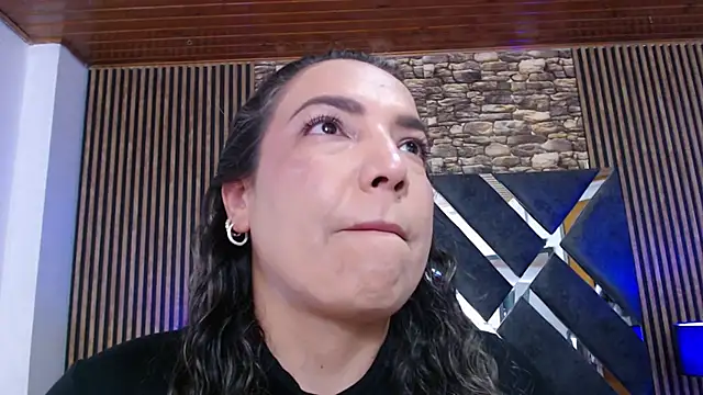 marie hss online show from 12-16-25, 06:12