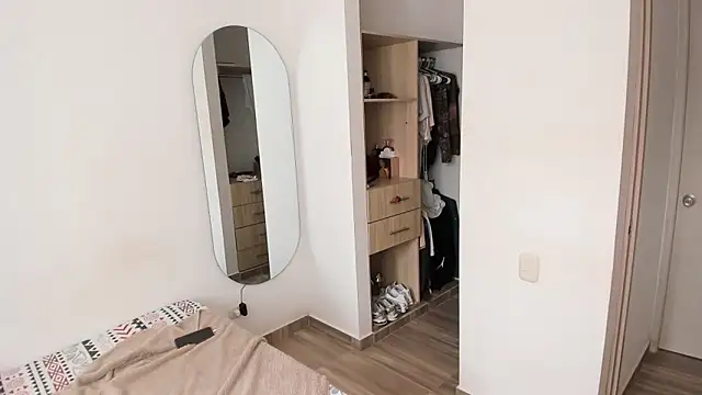 rose scottt online show from 02-28-26, 05:56