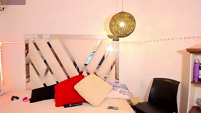 rose scottt online show from 02-26-25, 02:59