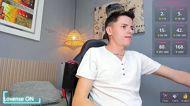 Snapshot of tossetrech chatting on 11-22-25, 03:05 tossetrech online show from 11-22-25, 03:05