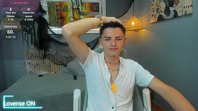 Snapshot of tossetrech chatting on 10-24-25, 03:16 tossetrech online show from 10-24-25, 03:16