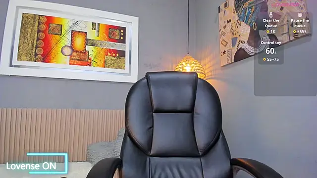 Snapshot of tossetrech chatting on 12-17-25, 03:22 tossetrech online show from 12-17-25, 03:22