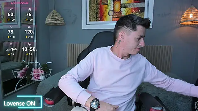 Snapshot of tossetrech chatting on 11-19-25, 03:17 tossetrech online show from 11-19-25, 03:17