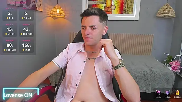 Snapshot of tossetrech chatting on 11-12-25, 02:59 tossetrech online show from 11-12-25, 02:59