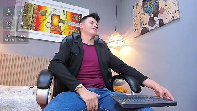 Snapshot of tossetrech chatting on 01-15-26, 03:43 tossetrech online show from 01-15-26, 03:43