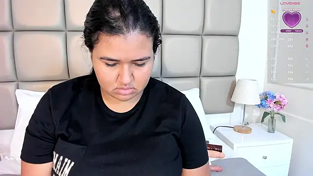 DojaAissha online show from 12-01-25, 07:26