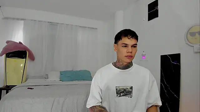 Jordyrodriiguez online show from 12-19-25, 08:33