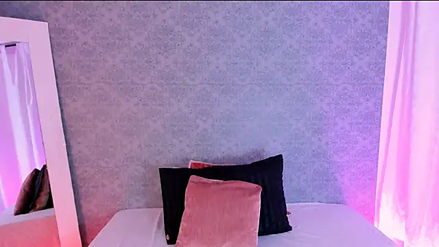 CatrinaRossi online show from 02-07-25, 10:19