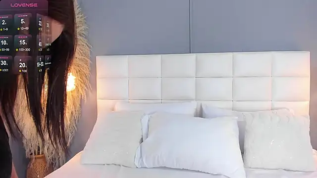 HannaKarson online show from 11-13-25, 11:36