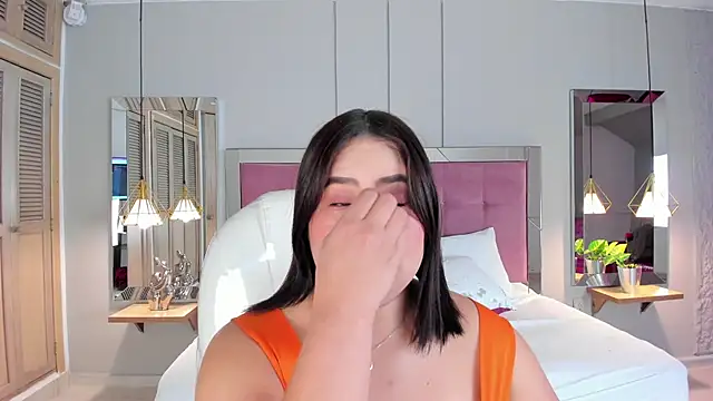 HannaKarson online show from 09-10-25, 11:42