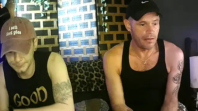 Snapshot of FrankieKentucky chatting on 05-16-26, 10:47 FrankieKentucky online show from 05-16-26, 10:47