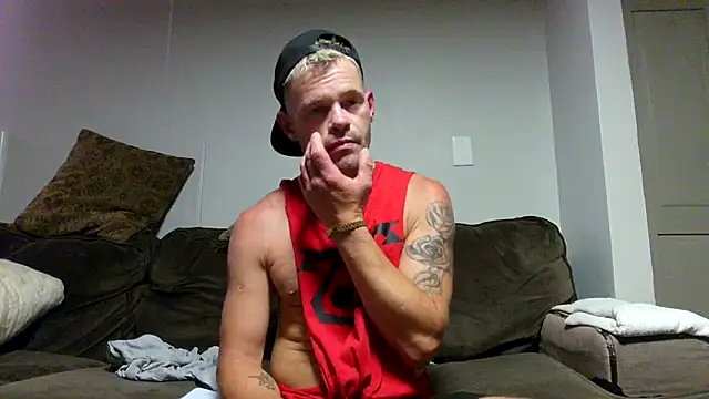 Snapshot of FrankieKentucky chatting on 08-04-26, 03:44 FrankieKentucky online show from 08-04-26, 03:44