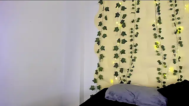 Natasha Nasty2 online show from 03-13-25, 09:16