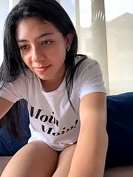 Liissa cute  online show from 10-12-25, 06:09