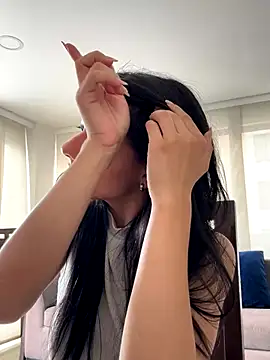 Liissa cute  online show from 10-10-25, 07:04