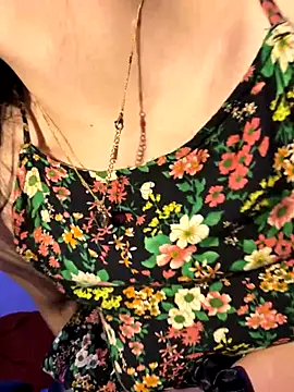 Liissa cute  online show from 11-26-25, 06:08