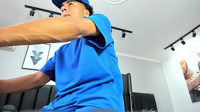 ANGEL NICOLAS online show from 01-14-25, 04:25