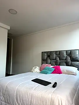 LauraCadwell online show from 09-09-25, 11:08