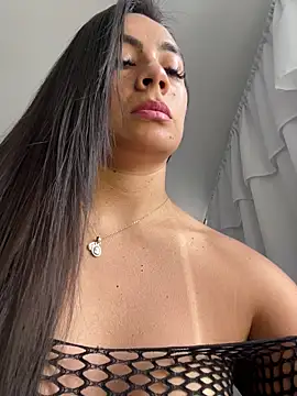 LauraCadwell online show from 11-05-25, 12:08