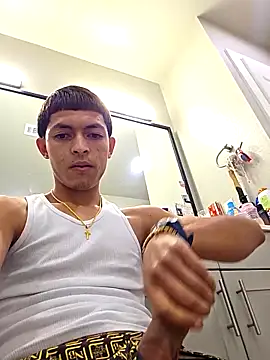 Yoko0381 online show from 11-26-25, 04:56