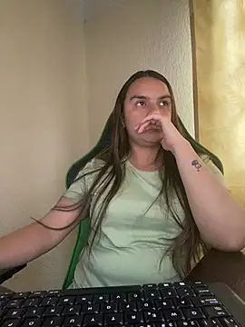 Nathaly00  online show from 02-12-26, 10:42