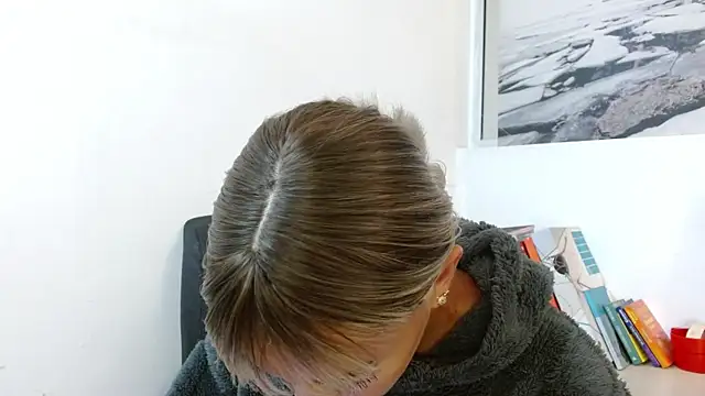 peyton golden1 online show from 11-22-25, 03:27