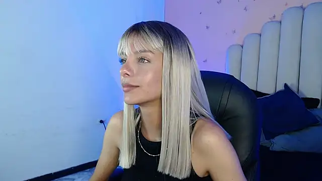 peyton golden1 online show from 09-29-25, 03:46