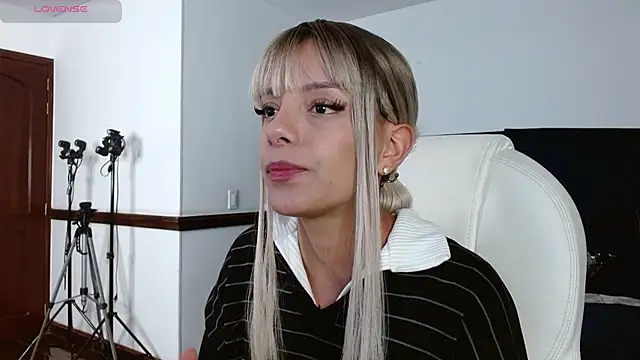 peyton golden1 online show from 01-15-26, 03:43