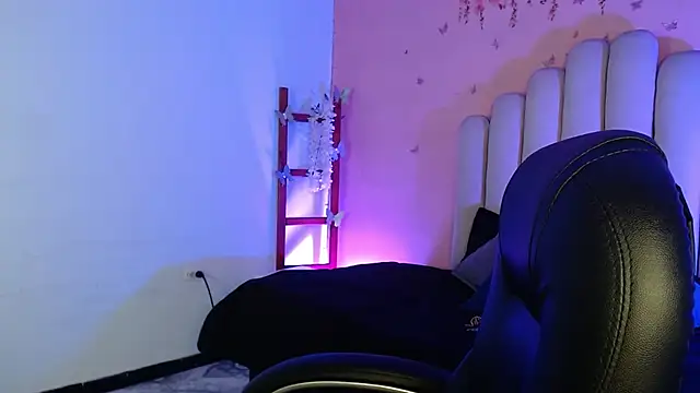 peyton golden1 online show from 10-12-25, 03:30