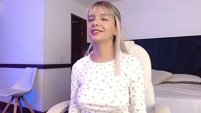 peyton golden1 online show from 04-11-26, 03:25