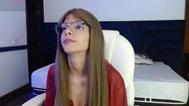 peyton golden1 online show from 04-15-26, 03:23