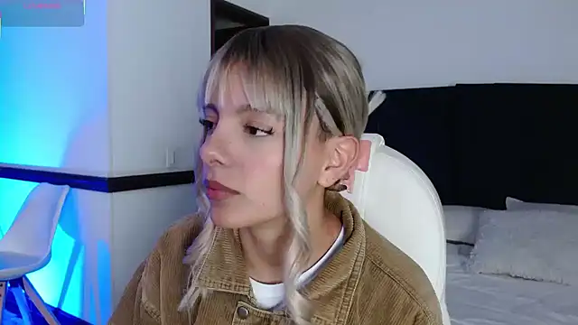 peyton golden1 online show from 03-05-26, 03:36