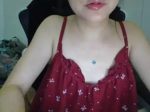 Yin-girl online show from 11-22-25, 05:45