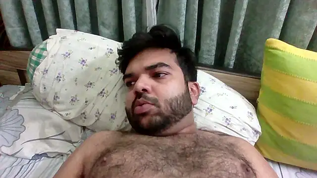 whoreboi98 online show from 02-11-26, 10:42