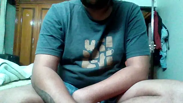 whoreboi98 online show from 01-05-25, 08:42