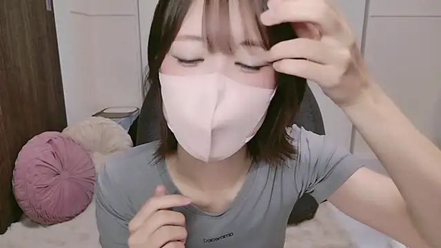 Snapshot of TsukasaSakai chatting on 10-06-25, 02:29 TsukasaSakai online show from 10-06-25, 02:29