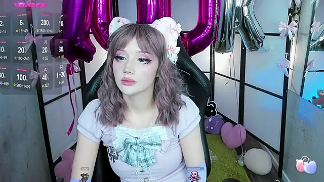 Snapshot of LilithLin chatting on 01-25-25, 12:59 LilithLin online show from 01-25-25, 12:59