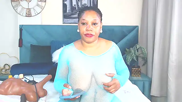 BubbleAngel online show from 10-28-25, 06:45